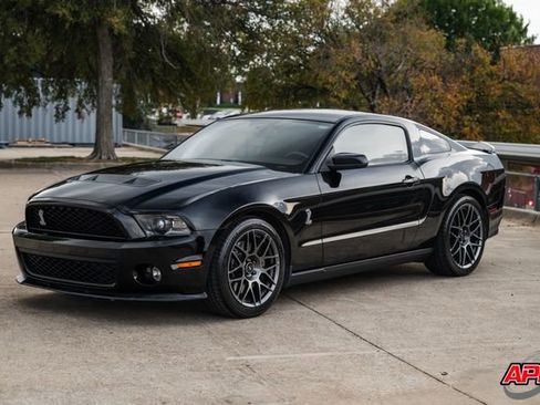 Used 2012 Ford Mustang Shelby GT500 w/ SVT Performance Pkg image 3