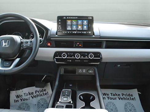 Certified 2025 Honda Pilot EX-L image 30
