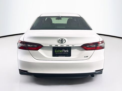 Used 2023 Toyota Camry LE image 7