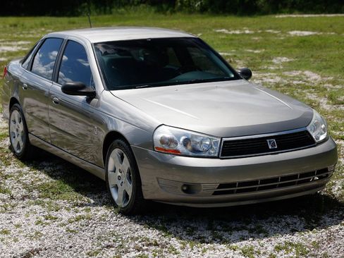 Used 2003 Saturn L-Series L200 w/ Audio Pkg I FWD image 15