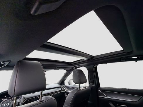 Used 2025 MAZDA CX-90 Plug-In Hybrid w/ Premium Plus image 25