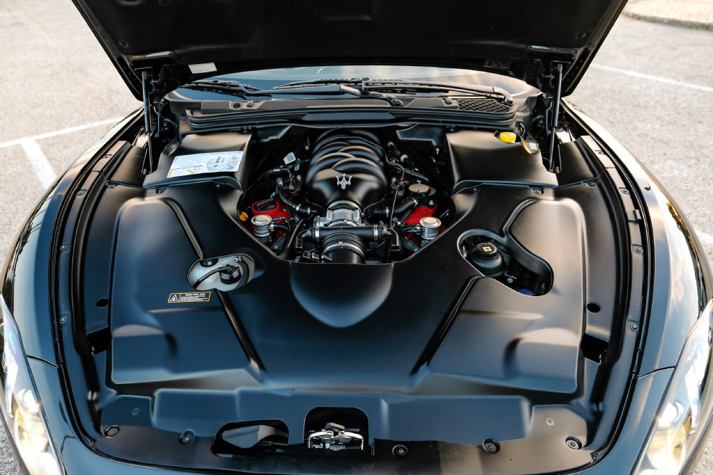 Used 2016 Maserati GranTurismo Sport RWD image 54