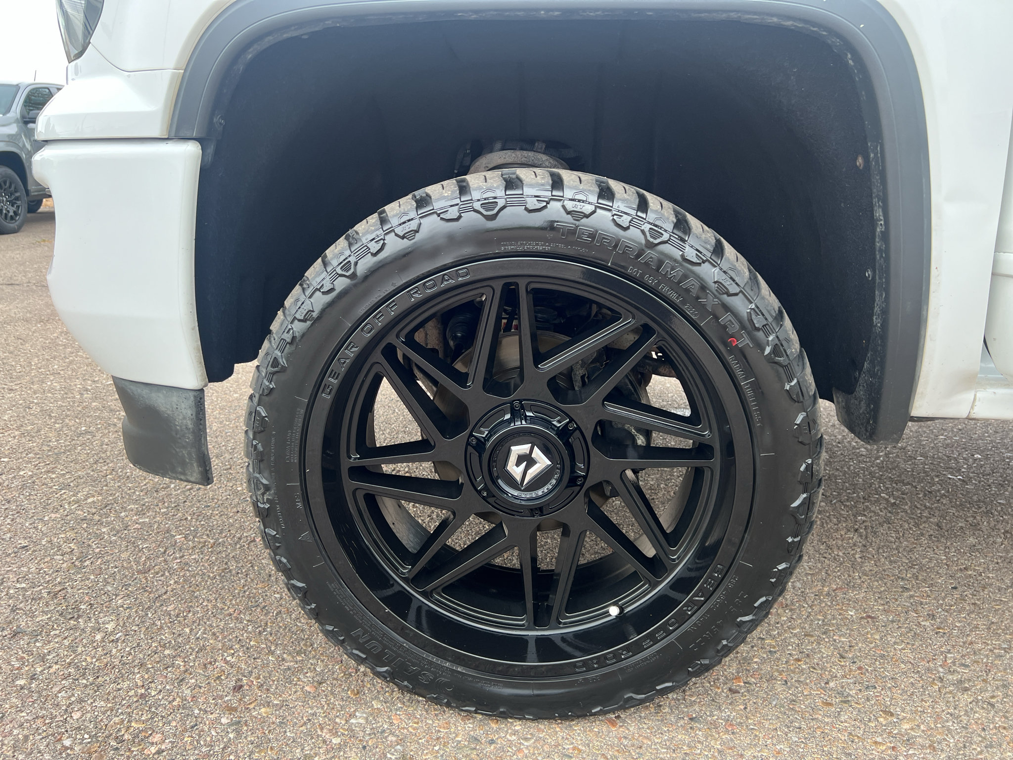 Used 2017 GMC Sierra 1500 SLT AWD/4WD image 26