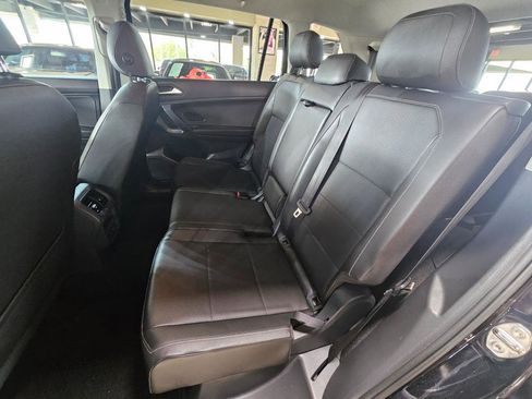 Used 2019 Volkswagen Tiguan SE FWD image 20