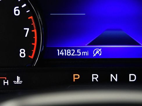 Used 2023 Ford Explorer XLT w/ Equipment Group 202A image 19