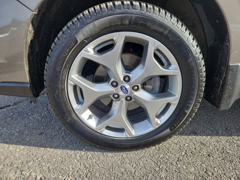 Used 2018 Subaru Forester 2.5i Touring image 12