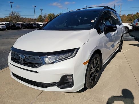 New 2026 Honda Odyssey Sport-L image 2