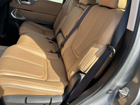 Certified 2025 INFINITI QX80 Sensory image 22