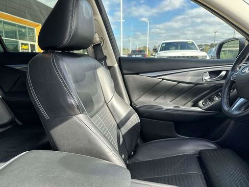 Used 2016 INFINITI Q50 Red Sport 400 image 15