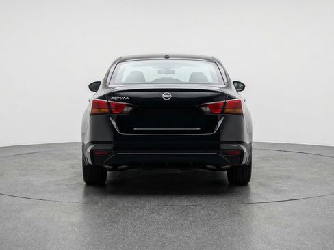 Used 2025 Nissan Altima 2.5 SV FWD image 7