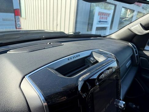 Used 2020 RAM 1500 Laramie image 15