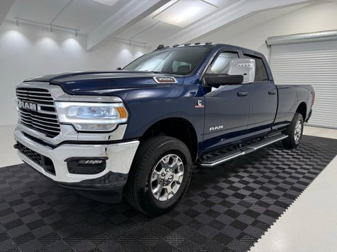 Used 2024 RAM 3500 Laramie w/ Towing Technology Group AWD/4WD image 3