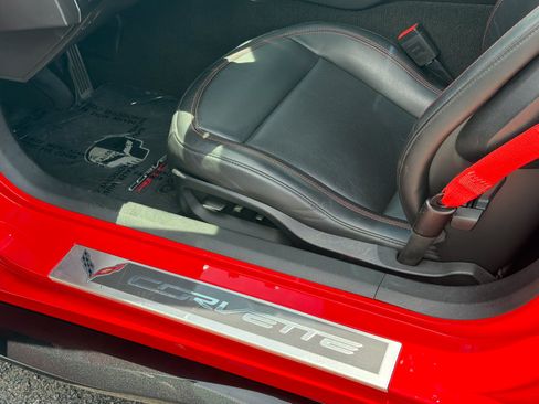 Used 2017 Chevrolet Corvette Grand Sport RWD image 15