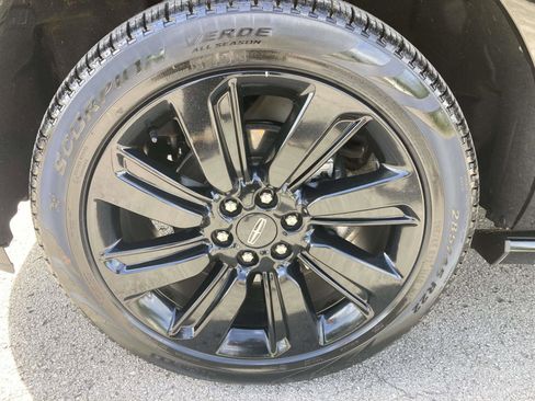 Used 2024 Lincoln Navigator L Reserve AWD/4WD image 14