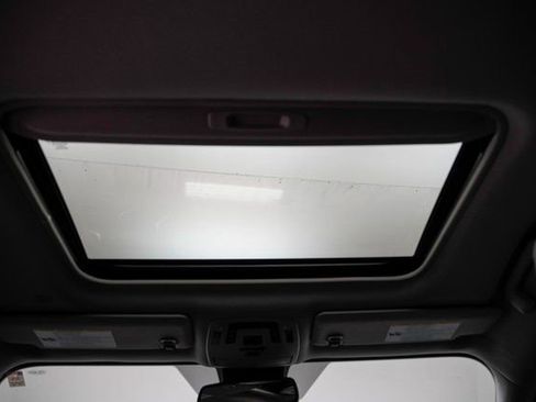 Used 2023 Toyota Sienna XLE image 20