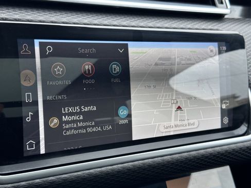 Used 2022 Land Rover Range Rover Velar R-Dynamic S image 22