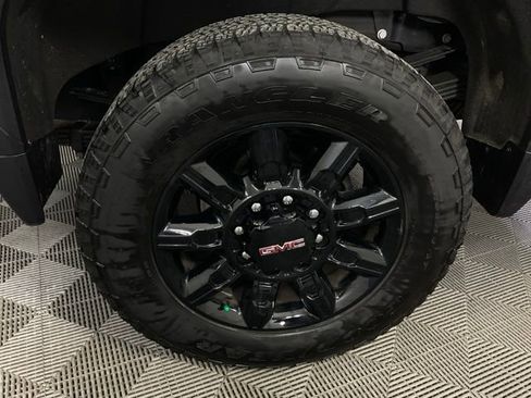 Used 2025 GMC Sierra 3500 AT4 w/ AT4 Premium Plus Package image 50