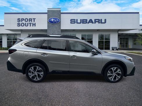 Used 2020 Subaru Outback Limited XT AWD/4WD image 2