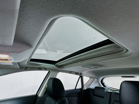 Used 2010 MAZDA MAZDA3 s Sport image 23