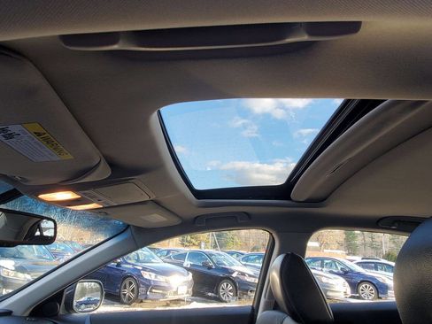 Used 2012 Acura TSX Sedan image 17