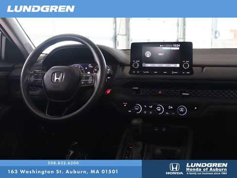 Used 2024 Honda Accord EX image 4