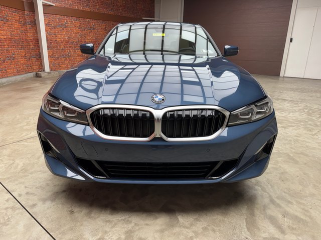 Used 2026 BMW 330i xDrive Sedan AWD/4WD image 9