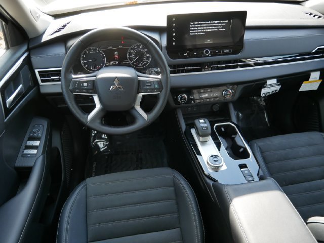 Used 2026 Mitsubishi Outlander SE AWD/4WD image 12