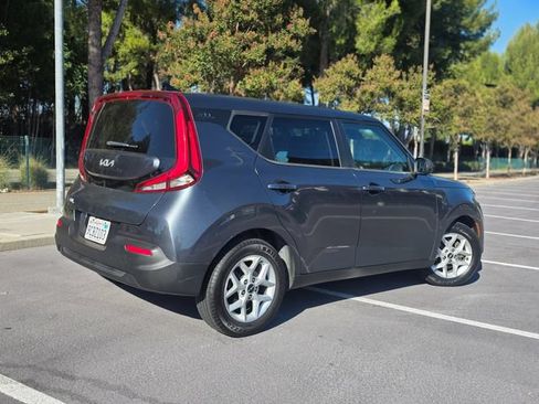 Used 2022 Kia Soul LX w/ Technology Package FWD image 34