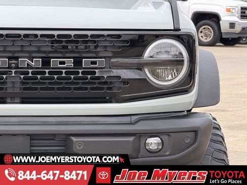 Used 2021 Ford Bronco Wildtrak image 4