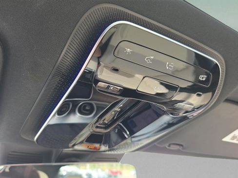 Used 2023 Mercedes-Benz C 300 Sedan image 24