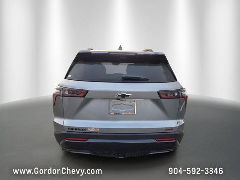 New 2026 Chevrolet Equinox RS w/ Convenience Package III FWD image 5