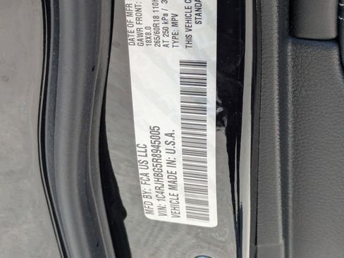 Used 2024 Jeep Grand Cherokee Limited w/ Trailer Tow Package AWD/4WD image 11