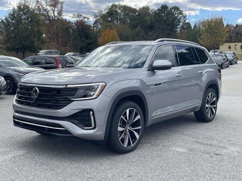 New 2026 Volkswagen Atlas SEL Premium R-Line AWD/4WD image 3