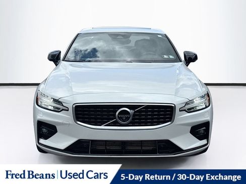 Used 2019 Volvo S60 T6 R-Design AWD/4WD image 2