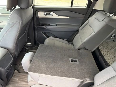 Used 2026 Ford Explorer Active RWD image 20