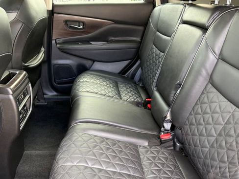 Used 2019 Nissan Murano Platinum w/ Cargo Package FWD image 27