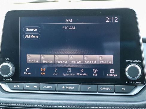 Used 2023 Nissan Rogue SV FWD image 12