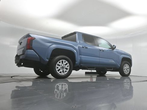Used 2026 Toyota Tacoma SR5 AWD/4WD image 44