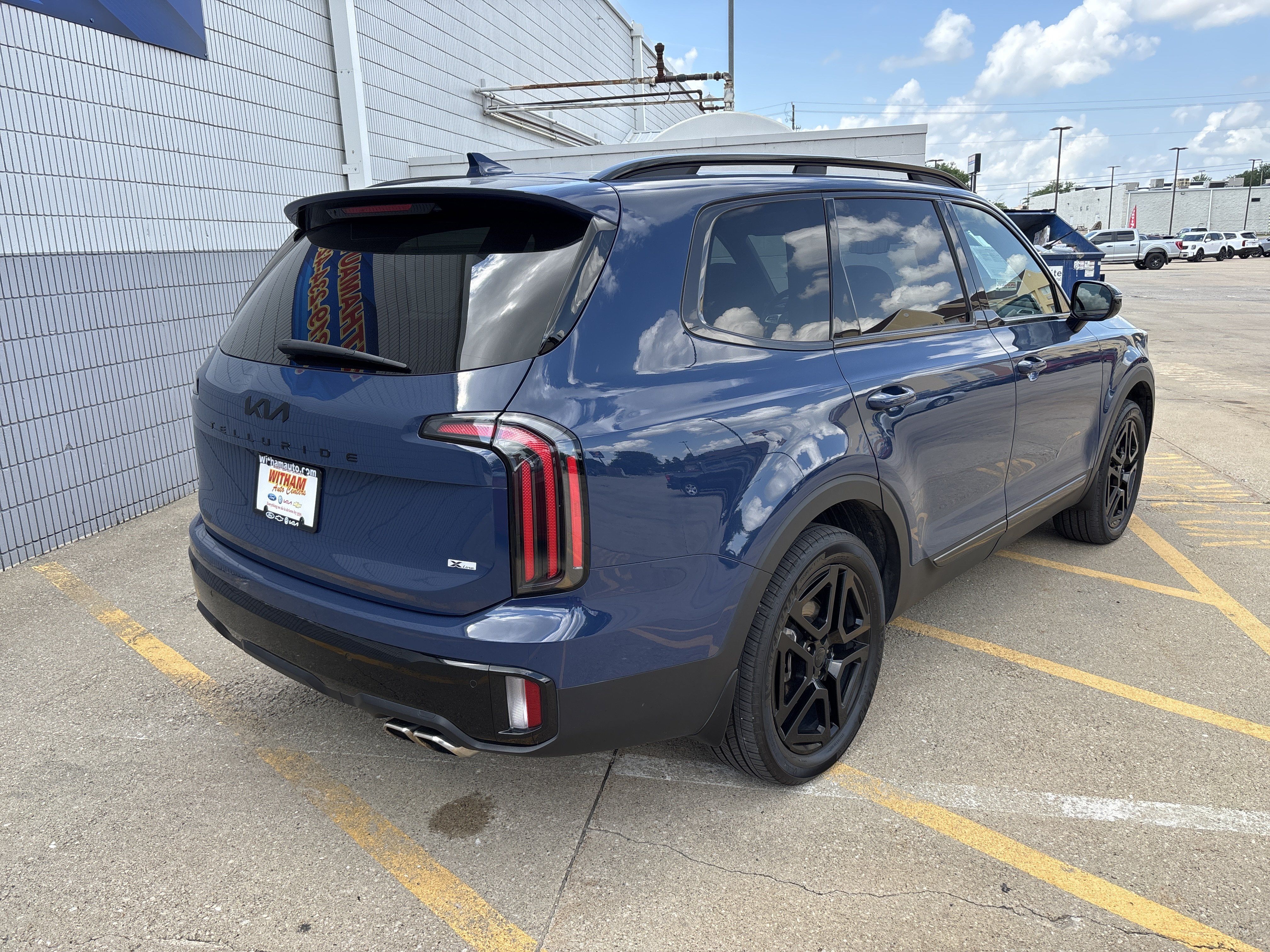Used 2025 Kia Telluride SX Prestige X-Line AWD/4WD image 3