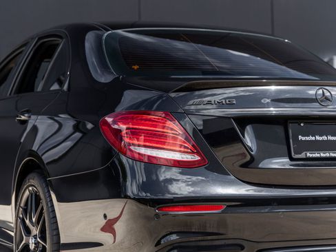 Used 2018 Mercedes-Benz E 63 AMG S image 11