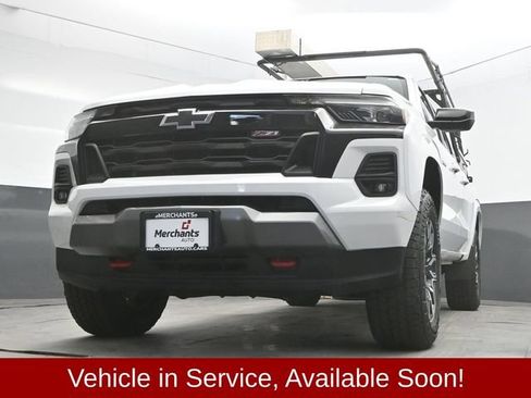 Used 2024 Chevrolet Colorado Z71 w/ Advanced Trailering Package AWD/4WD image 38