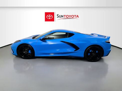 Used 2021 Chevrolet Corvette Stingray Coupe w/ 1LT RWD image 7