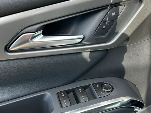 New 2026 Chevrolet Traverse LT w/ Midnight/Sport Edition image 16