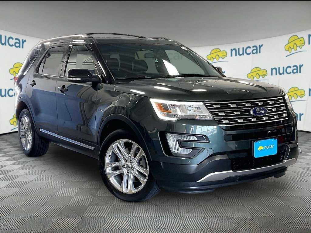 Used 2016 Ford Explorer XLT w/ Equipment Group 202A AWD/4WD image 1