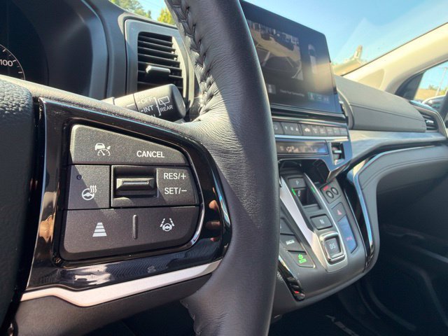 Used 2025 Honda Odyssey Elite image 25