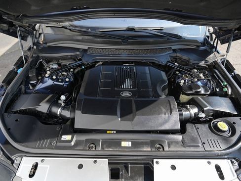 Used 2017 Land Rover Range Rover Supercharged image 18