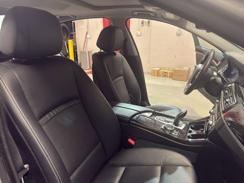 Used 2014 BMW 528i xDrive Sedan image 23