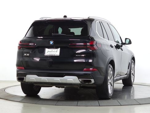 Used 2024 BMW X5 xDrive40i w/ Premium Package AWD/4WD image 12