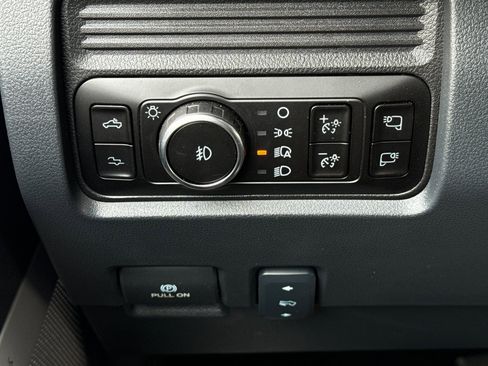 New 2025 Ford F350 Platinum image 28