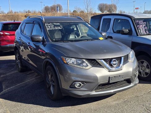 Used 2016 Nissan Rogue SL image 6